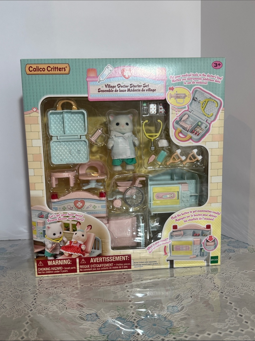 Sylvanian Families Calico Critters Village Doctor Starter Set